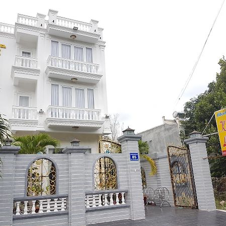 Kieu Lan Hotel Chau Doc Exterior photo